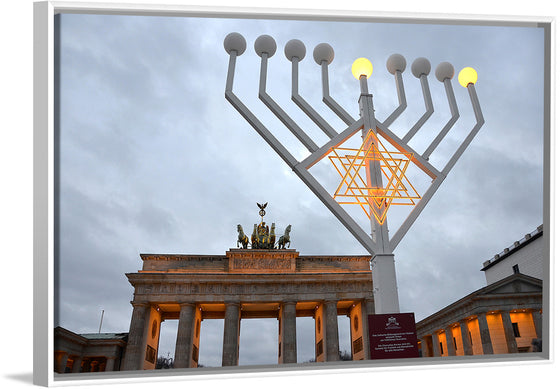 "Hanukkah, Brandenburg Gate", Olga Ernst