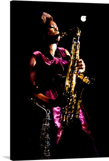  Immerse yourself in the soul-stirring echoes of jazz with this exquisite print, capturing the essence of a passionate saxophonist immersed in a melodious reverie. Every curve of the gleaming saxophone and the graceful poise of the musician is rendered with meticulous detail, evoking the intoxicating allure of a live performance.