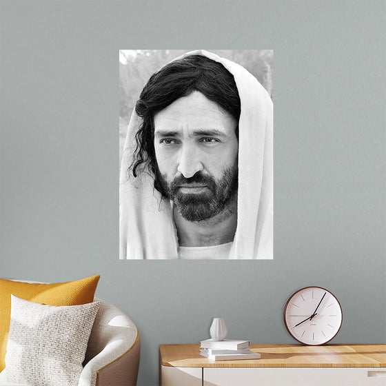 "Selva Rasalingam as Jesus in the The Gospel of Luke (2016)", Netflix USA