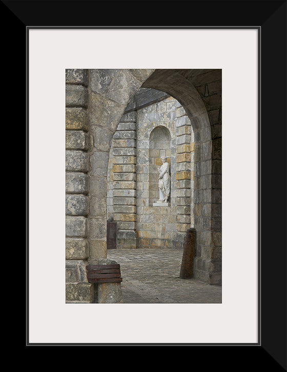 "Statue escalier fer à cheval Fontainebleau, Seine-et-Marne, France", Jebulon