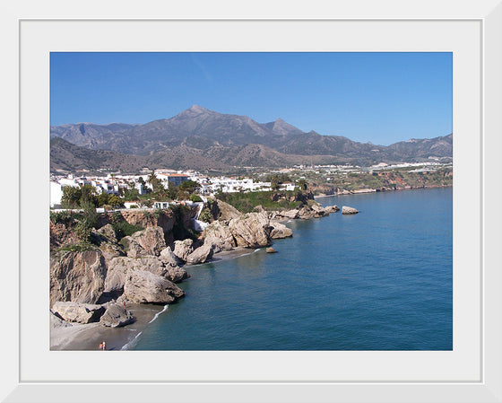 "Nerja Vue Depuis Le Balcon D'europe"