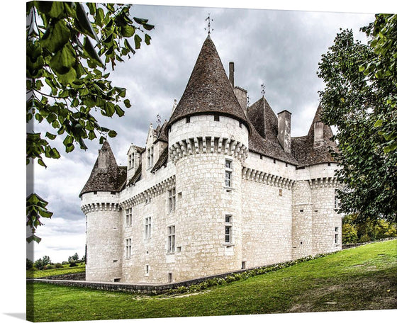 This beautiful print of the Castle in Monbazillac, Dordogne, France is a must-have for any art lover. The castle is a stunning example of medieval architecture, with its white stone walls and conical towers. 