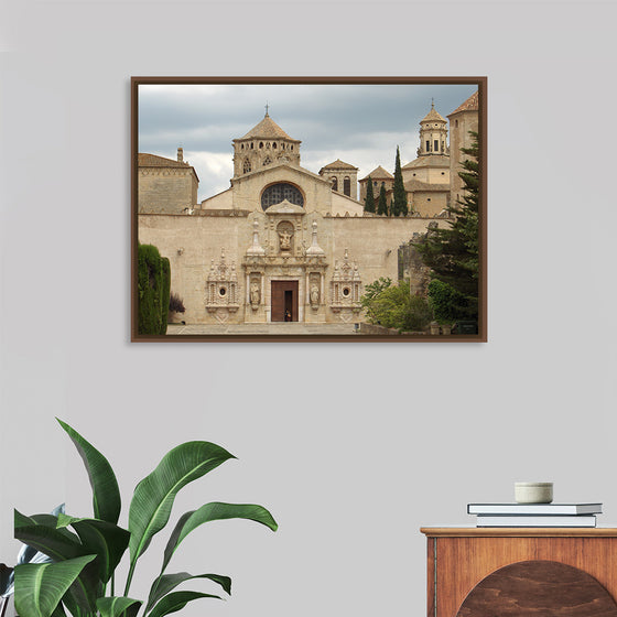 "Spain Poblet Monastry Front View", Pap3rinik