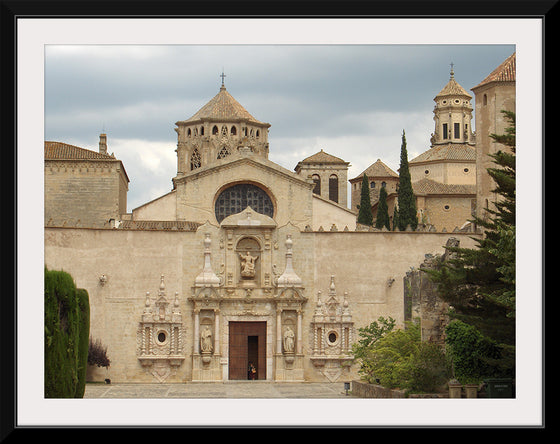 "Spain Poblet Monastry Front View", Pap3rinik