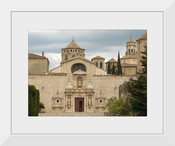 "Spain Poblet Monastry Front View", Pap3rinik