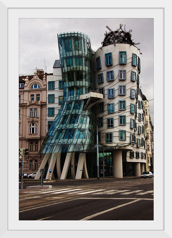 "The Dancing House", Vera Kratochvil