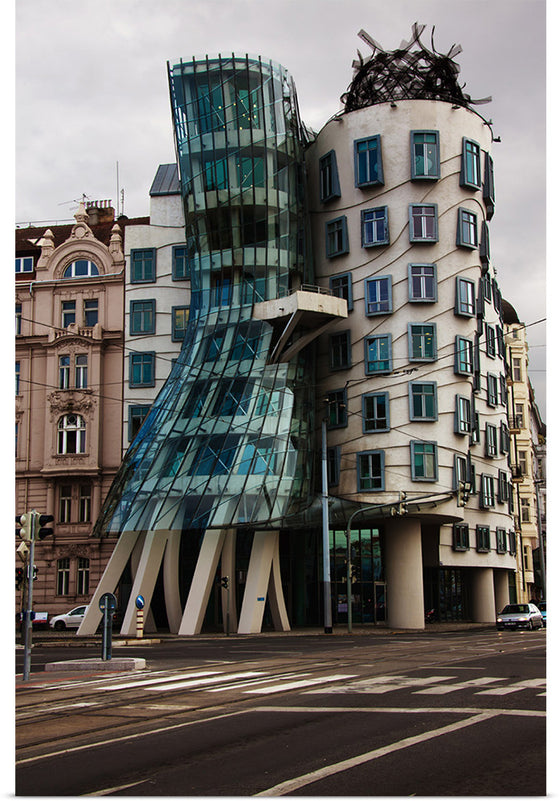 "The Dancing House", Vera Kratochvil