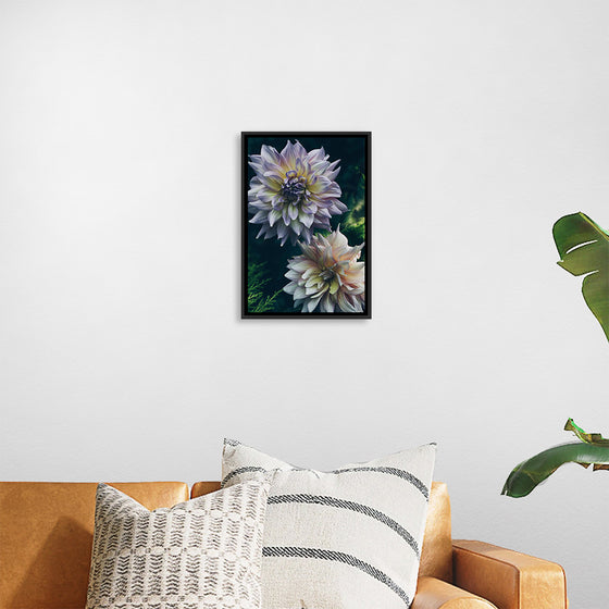 "Dahlia Flowers", Rov Camato