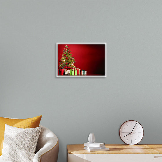 "Christmas Tree, Red Background"