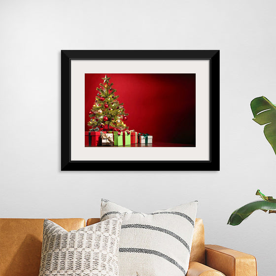 "Christmas Tree, Red Background"