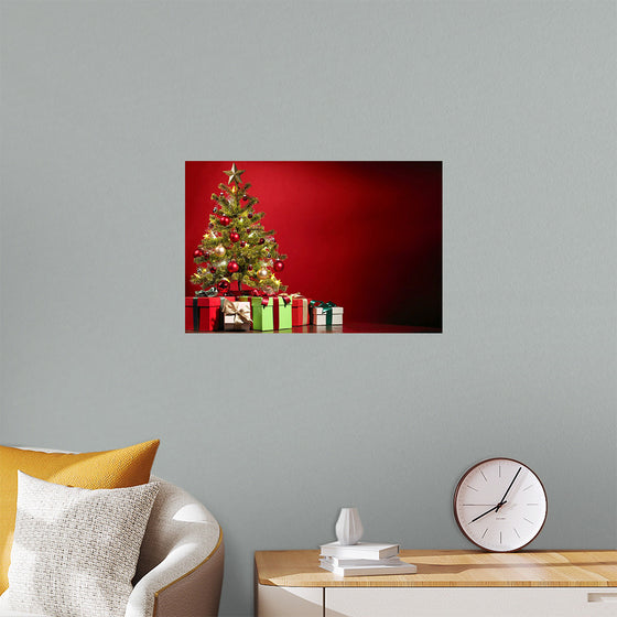 "Christmas Tree, Red Background"