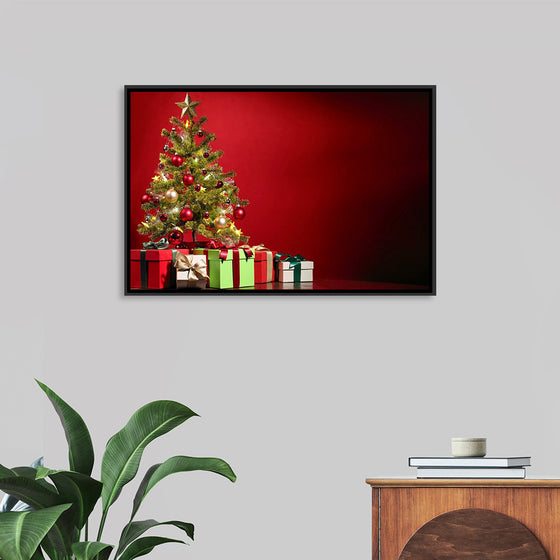 "Christmas Tree, Red Background"