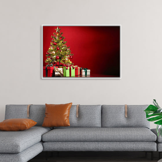 "Christmas Tree, Red Background"