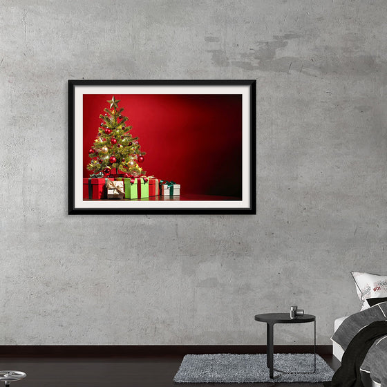 "Christmas Tree, Red Background"