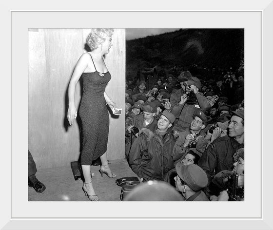 "Marilyn Monroe With the Servicemen"