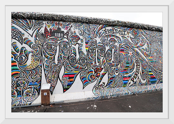 "Berlin Wall East Side Gallery", Guy Percival