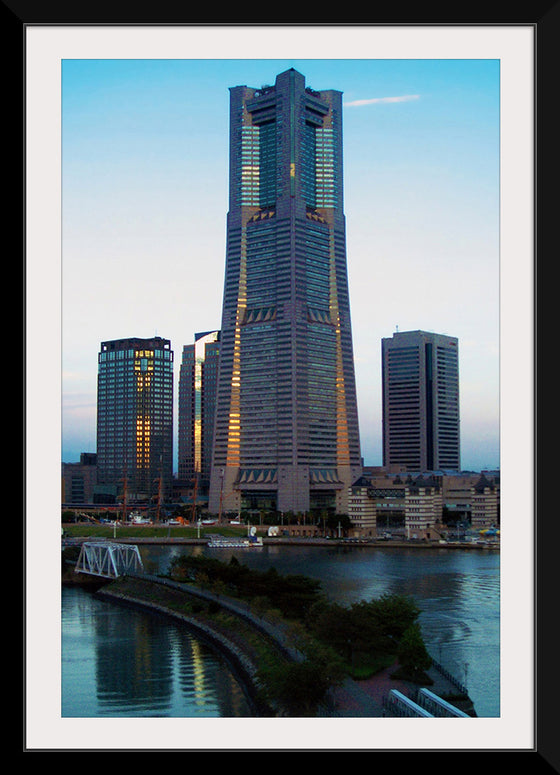 "Yokohama Landmark Tower"