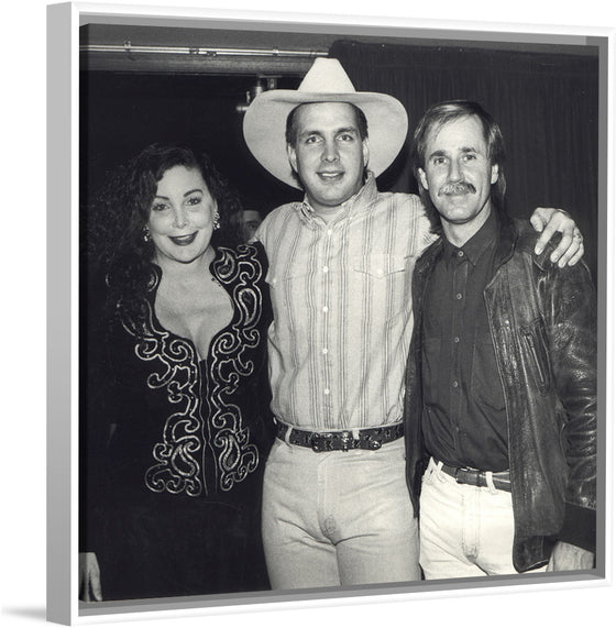 "Garth Brooks with Jennie Frankel and John Ford Coley at the Country Music Awards", Twins of Sedona