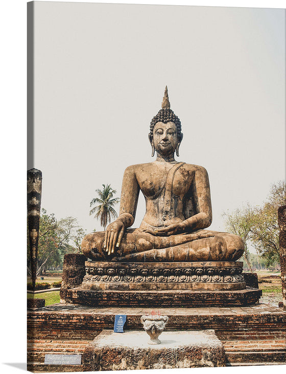 Immerse yourself in the serene beauty of our “Thailand Buddha Statue” print. Every detail, from the intricate patterns carved into the base to the graceful posture of meditation, is captured with stunning clarity. This piece embodies tranquility and offers a glimpse into Thailand’s rich cultural tapestry. 