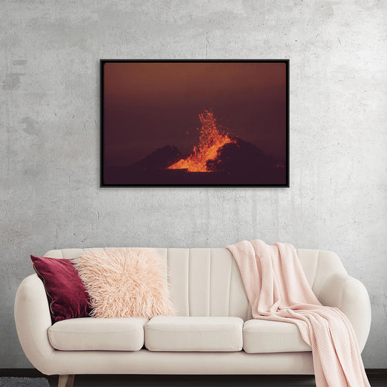 "Volcanic Mauna Ulu in Eruption"