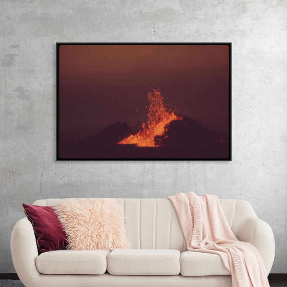 "Volcanic Mauna Ulu in Eruption"