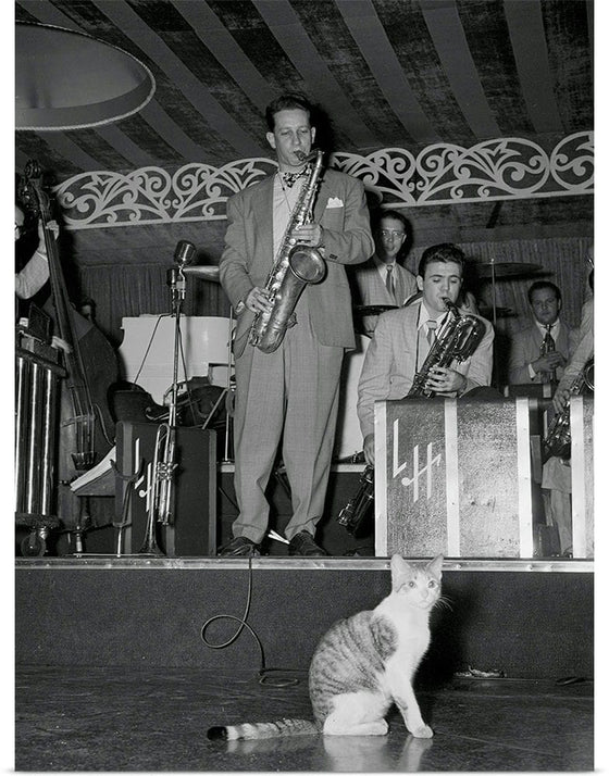 “Sam Donahue and Hep - Aquarium New York, NY ca. Dec-1946 01”, William P. Gottlieb